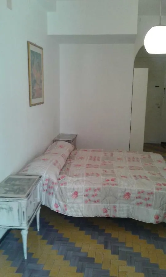 Appartamento Chloé Levanto 0*,
