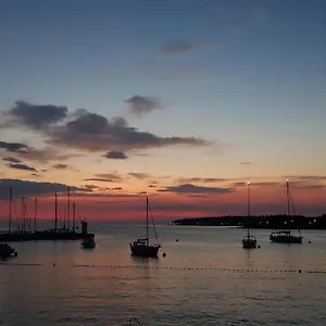 Lara Deluxe Superior 5 Star Apartment, Your Piece Of Heaven By The Sea & Park , Novigrad Istria Kroatien